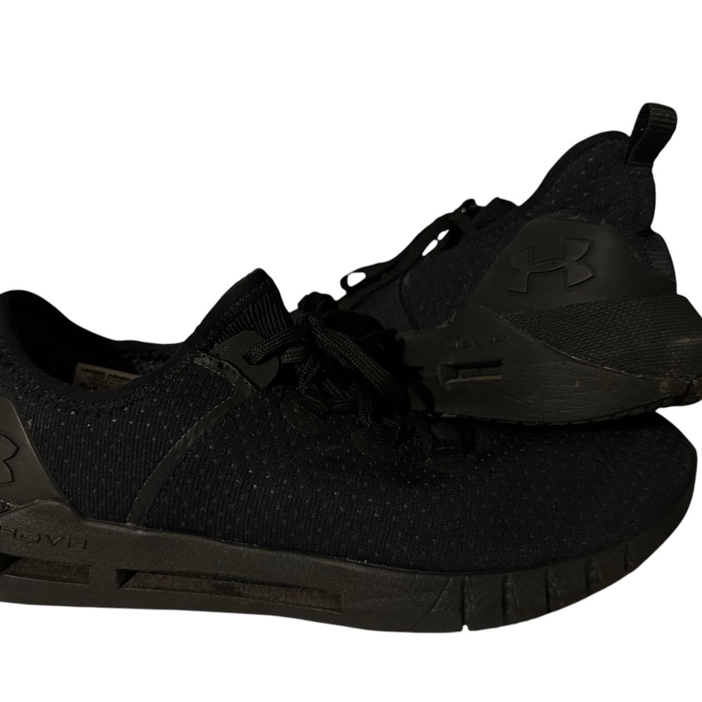Under Armour Youth hovr Black Athletic Shoes